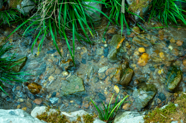 便攜式水質(zhì)檢測儀的便攜特點介紹(便攜式水質(zhì)檢測儀的功能優(yōu)點)