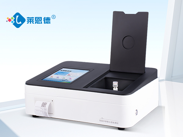 多參數水質檢測儀:維護水環境質量的得力助手